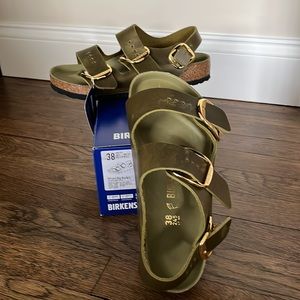 Birkenstock Milano Big Buckle - Olive, size EU38 (US 7/7.5)